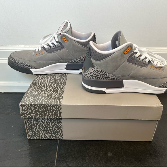 Jordan 3 Cool Grey - Picture 4 of 8